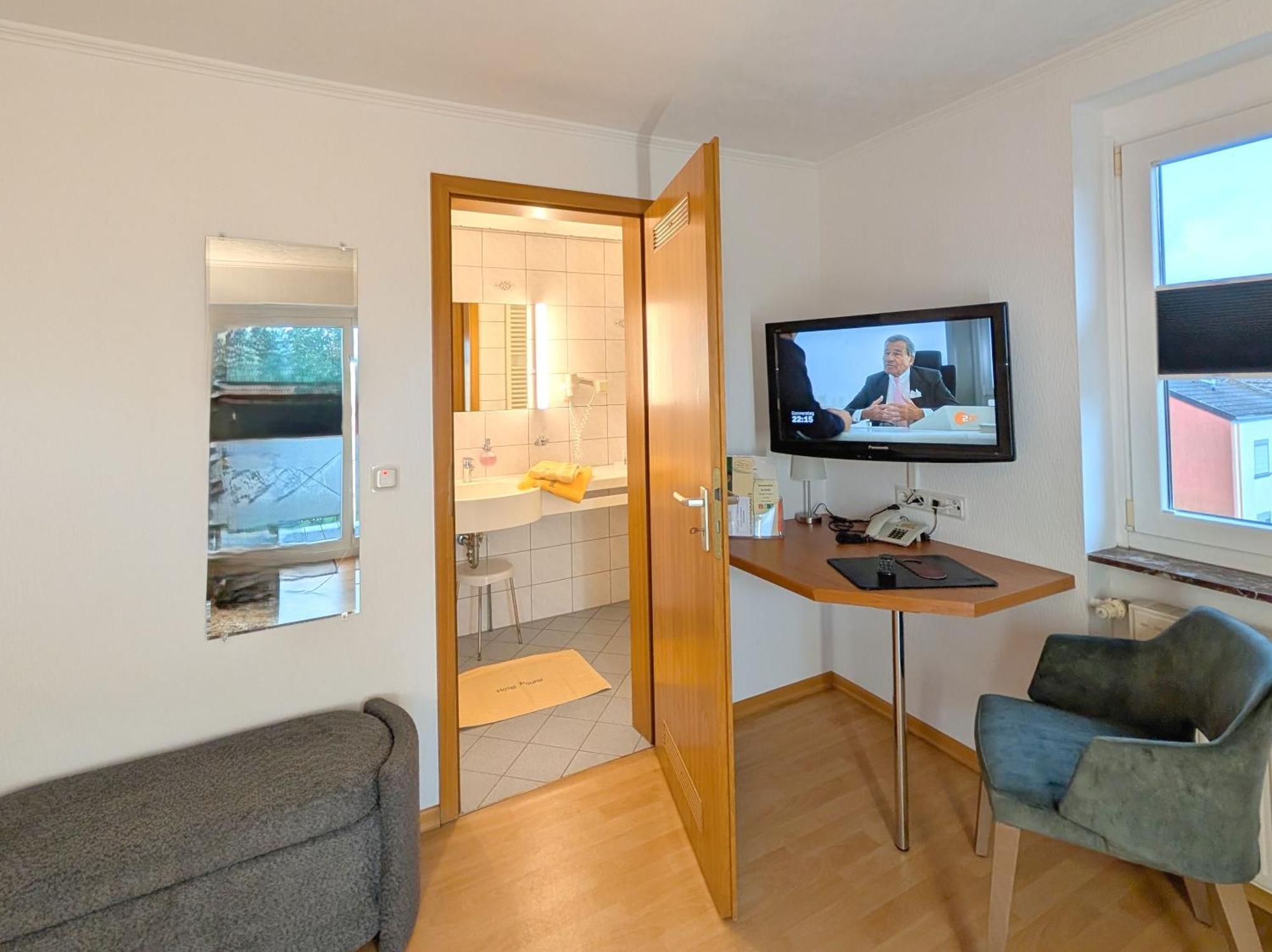 Hotel Maurer Saarwellingen المظهر الخارجي الصورة